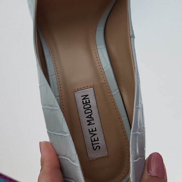 💃🏻Host Pick💃🏻 Steve Madden Daisie Crocodile Pumps - Picture 15 of 17